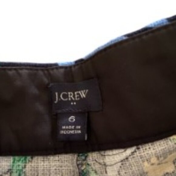 J. Crew Navy Floral High Waist Side Zip Shorts 6 - Picture 2 of 3